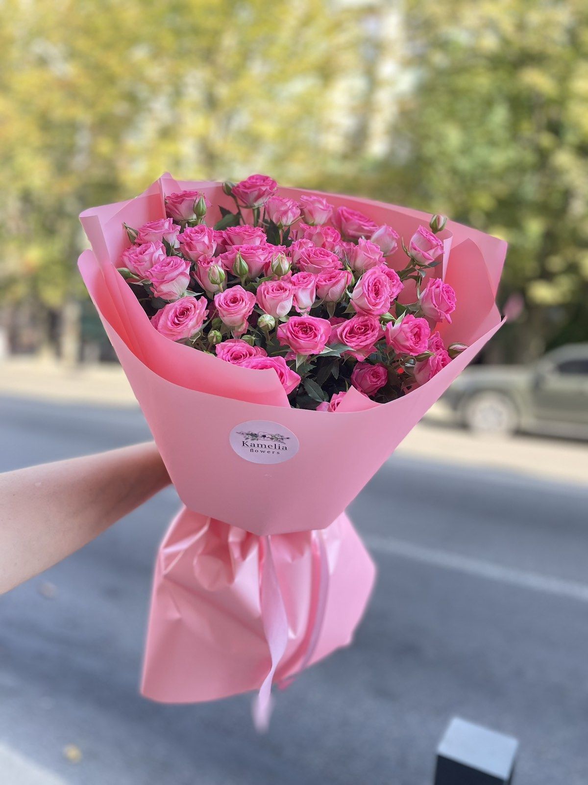 Букет из 9 кустовых розовых  роз