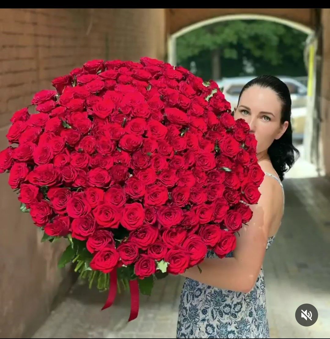 Букет из 151 красной розы 60 см